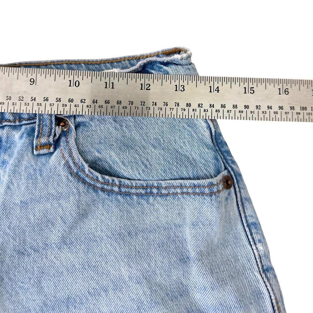 Abercrombie & Fitch The Loose Short High Rise Light Wash Denim Shorts Size 26 2 - Picture 4 of 5